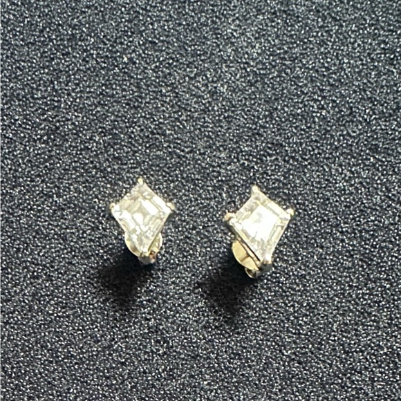 925 Silver Diamond Cut White Cubic Zirconia Studs Earrings - Picture 7 of 12